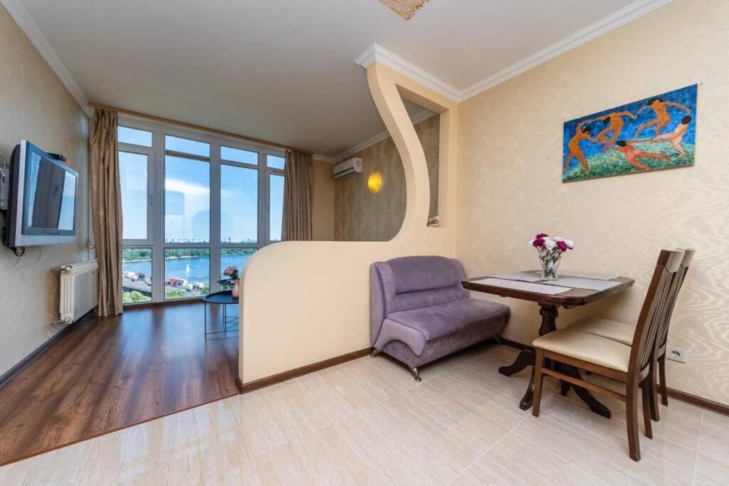 Apartments With Crazy Panoramic View Of The Dniepr Kiev Ngoại thất bức ảnh