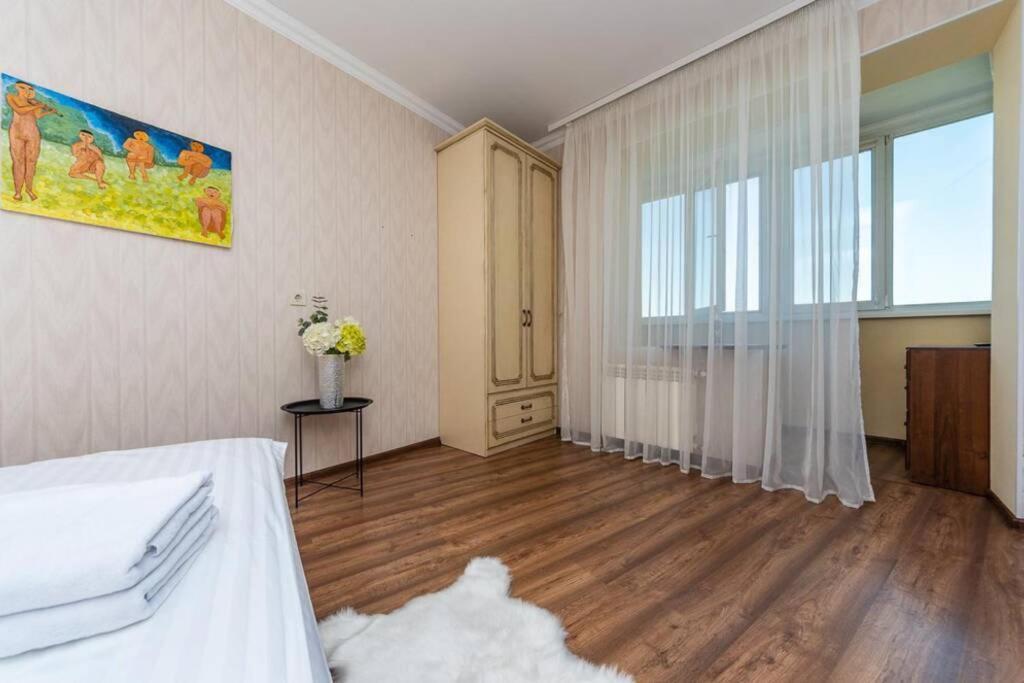 Apartments With Crazy Panoramic View Of The Dniepr Kiev Ngoại thất bức ảnh
