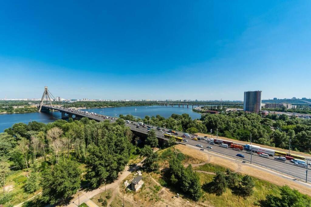 Apartments With Crazy Panoramic View Of The Dniepr Kiev Ngoại thất bức ảnh