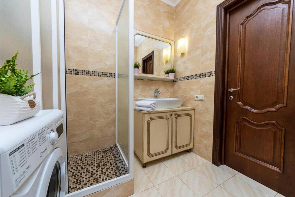 Apartments With Crazy Panoramic View Of The Dniepr Kiev Ngoại thất bức ảnh